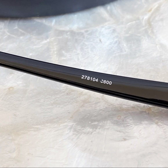 Ann Taylor Classic Black Rectangle Sunglasses with Case - Picture 15 of 15